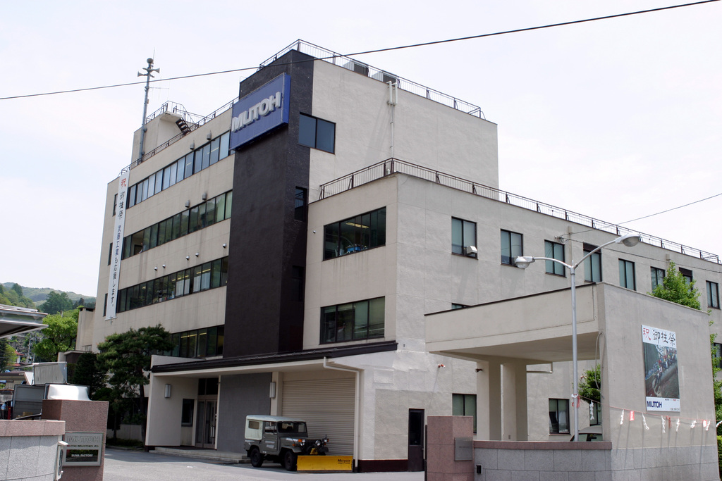 Завод по производству плоттеров MUTOH в Японии.